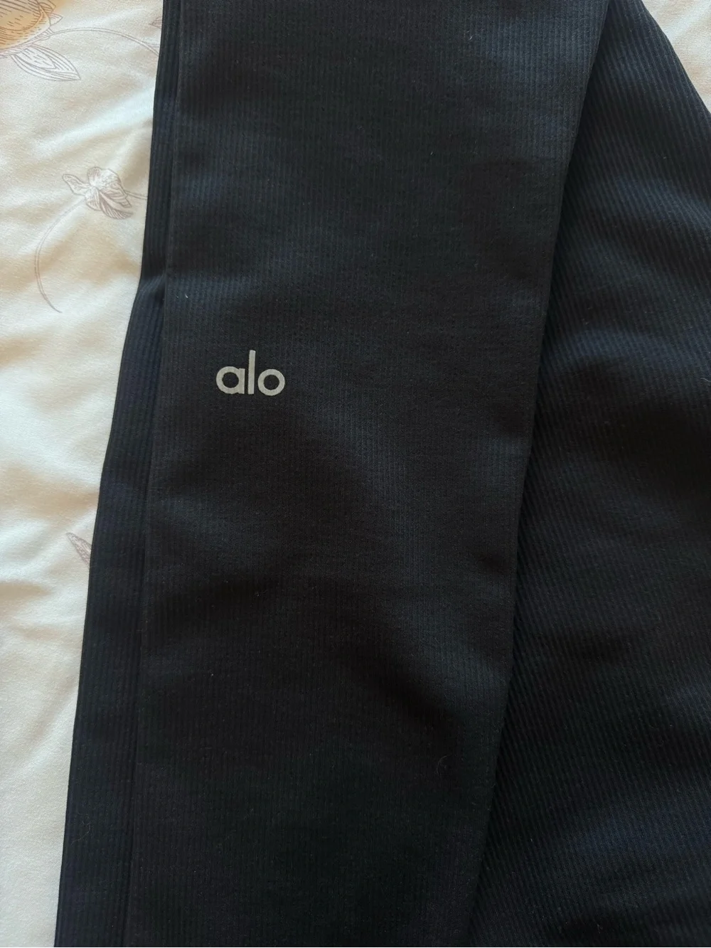 ALO Yoga sleek ribbed